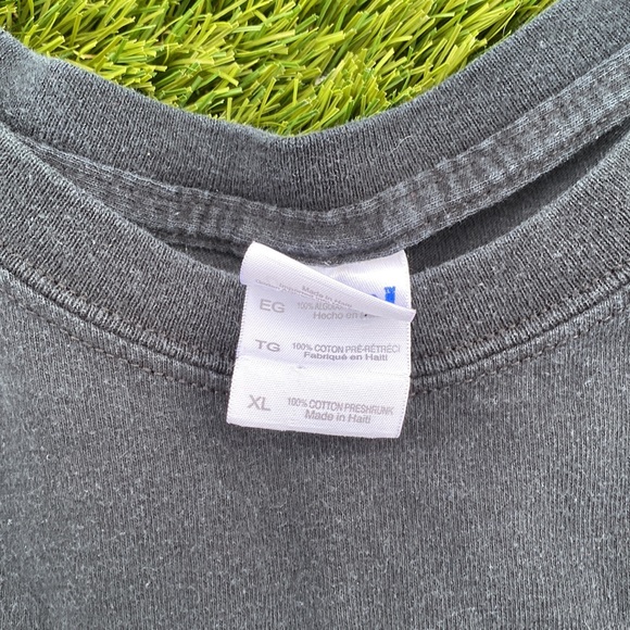 Gildan custom tee - Picture 3 of 3